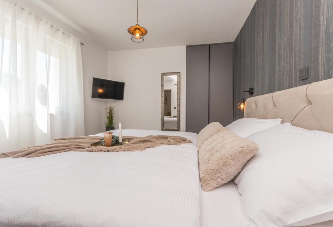 Marilu Luxury Apartments Drage Pokój zdjęcie